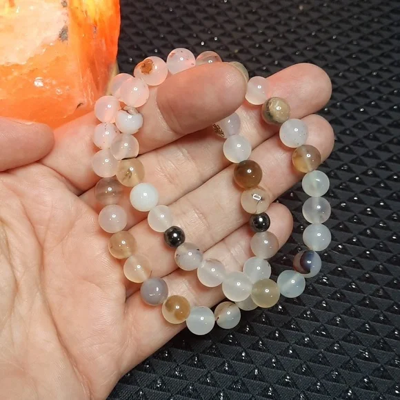 8mm Dendritic Agate Bracelet - Picture 3 of 4